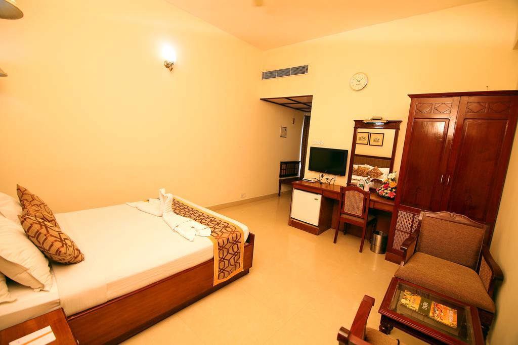 Hotel Fort Queen Kochi Extérieur photo